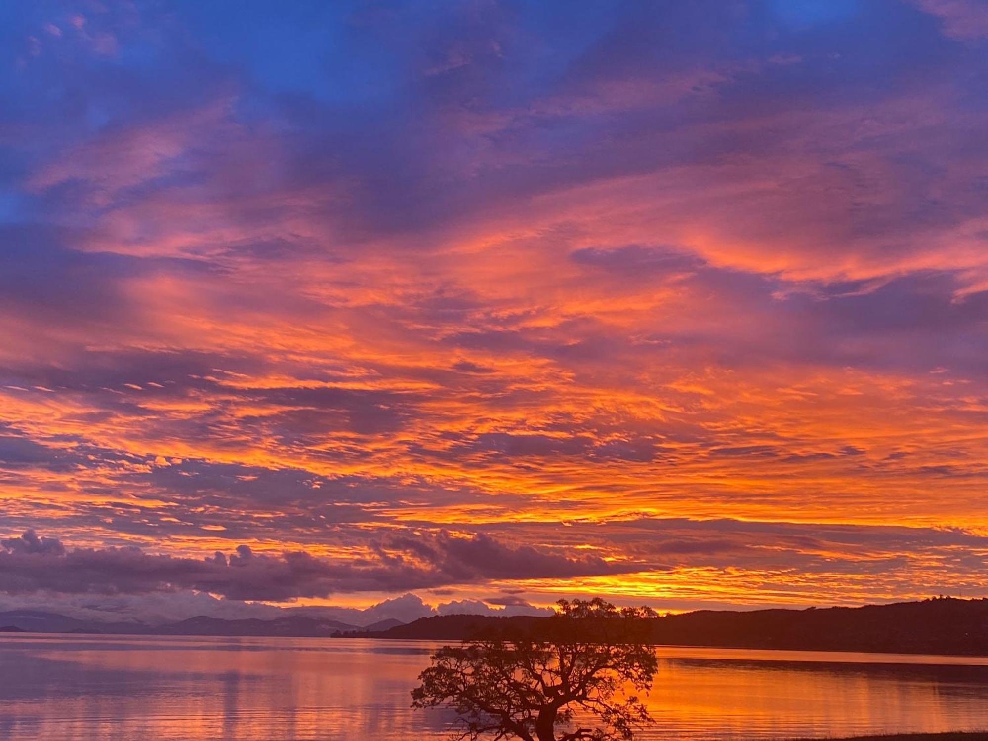 Lakeside Taupo Motel Екстериор снимка