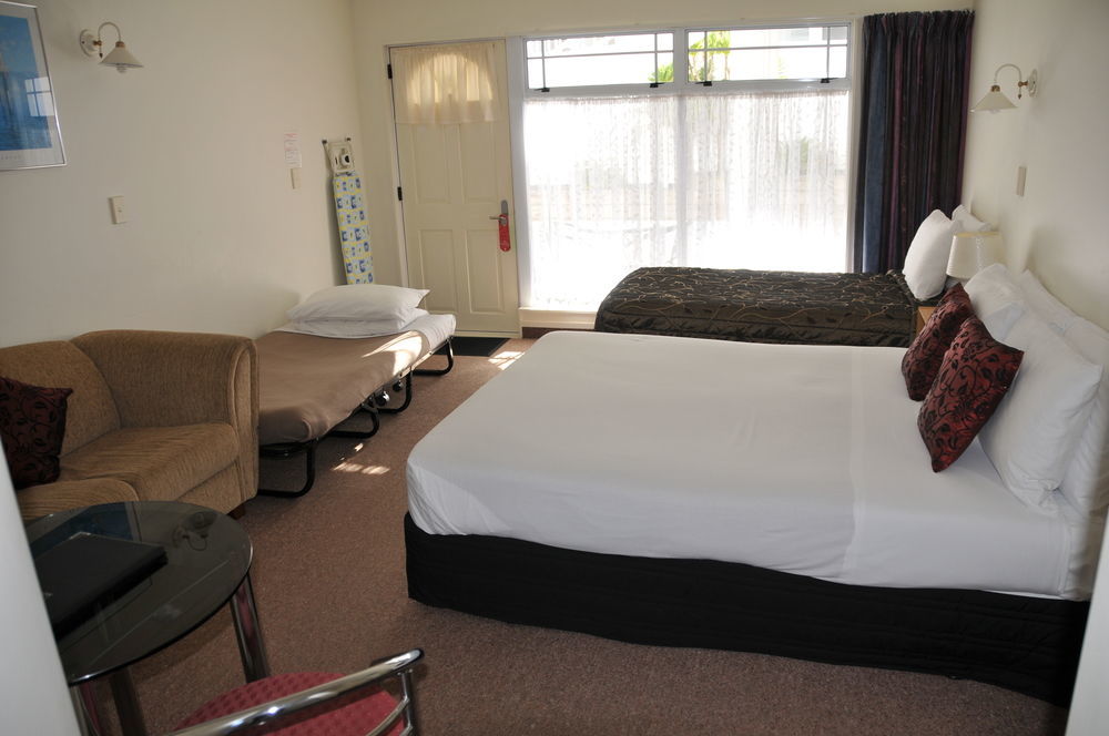 Lakeside Taupo Motel Екстериор снимка