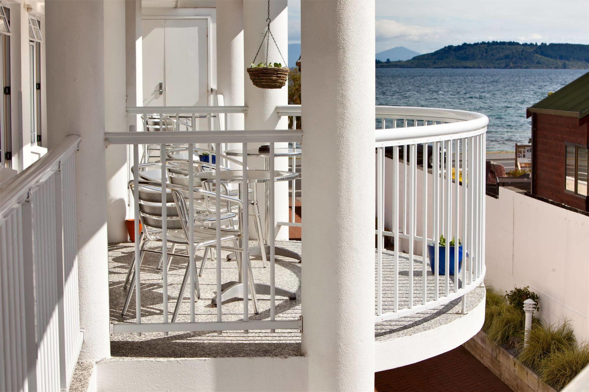 Lakeside Taupo Motel Екстериор снимка